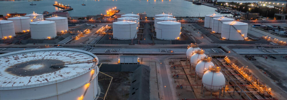 Oil Tankers - Glow Oil